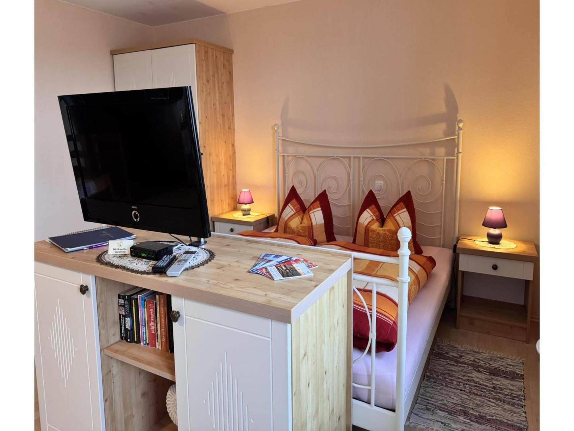 Pretty Apartment In Wiek With Garden Wiek auf Rügen Extérieur photo