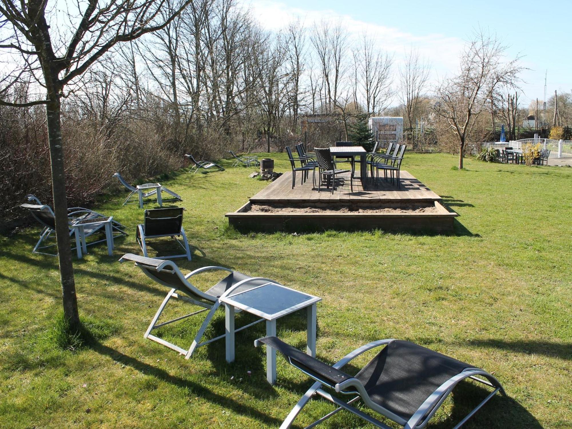 Pretty Apartment In Wiek With Garden Wiek auf Rügen Extérieur photo